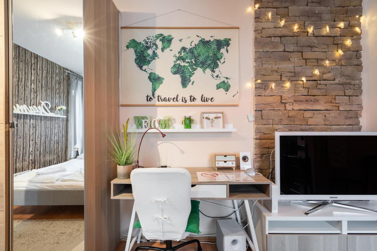 Green Lush Apartment Budapest Exterior photo